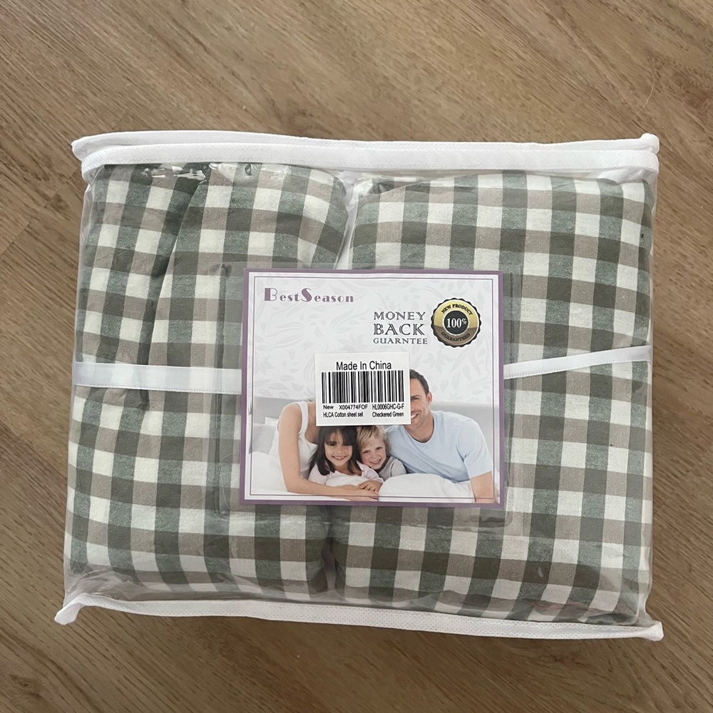 NWT Green Gingham Double Sheet Set